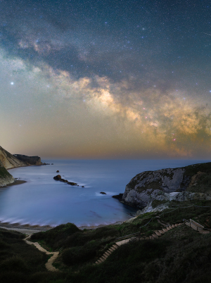 What's in my bag, LIVE! with Jack Lodge.