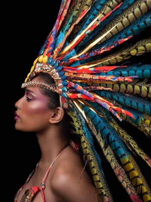 What's in my bag, LIVE! In-store with Hannah Couzens.